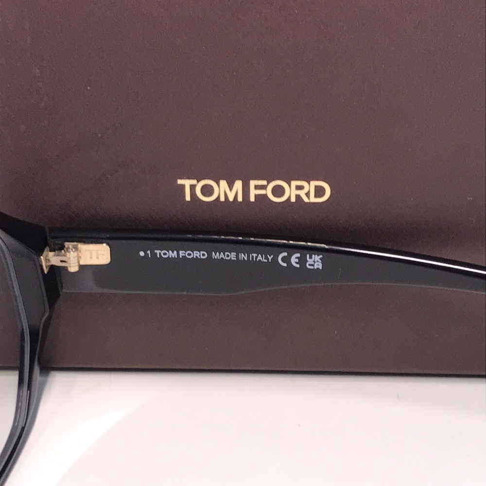 New Authentic Tom Ford TF5976-B 001 Black Eyeglasses - Picture 14 of 14
